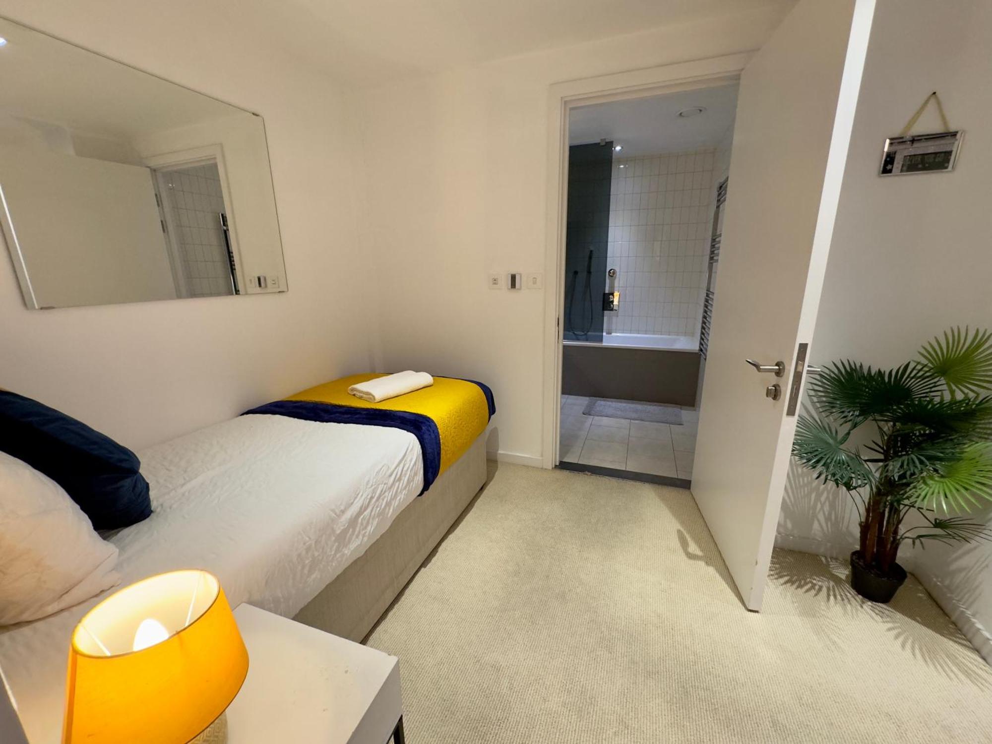 London Excel Cosy Apartment With Balcony & River View Close To O2 Arena, Cable Car, City Hall Zewnętrze zdjęcie